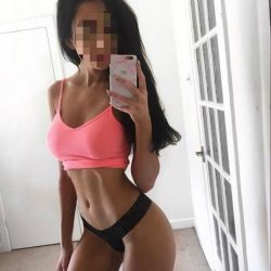 Kuşadası pahalı escort Esra